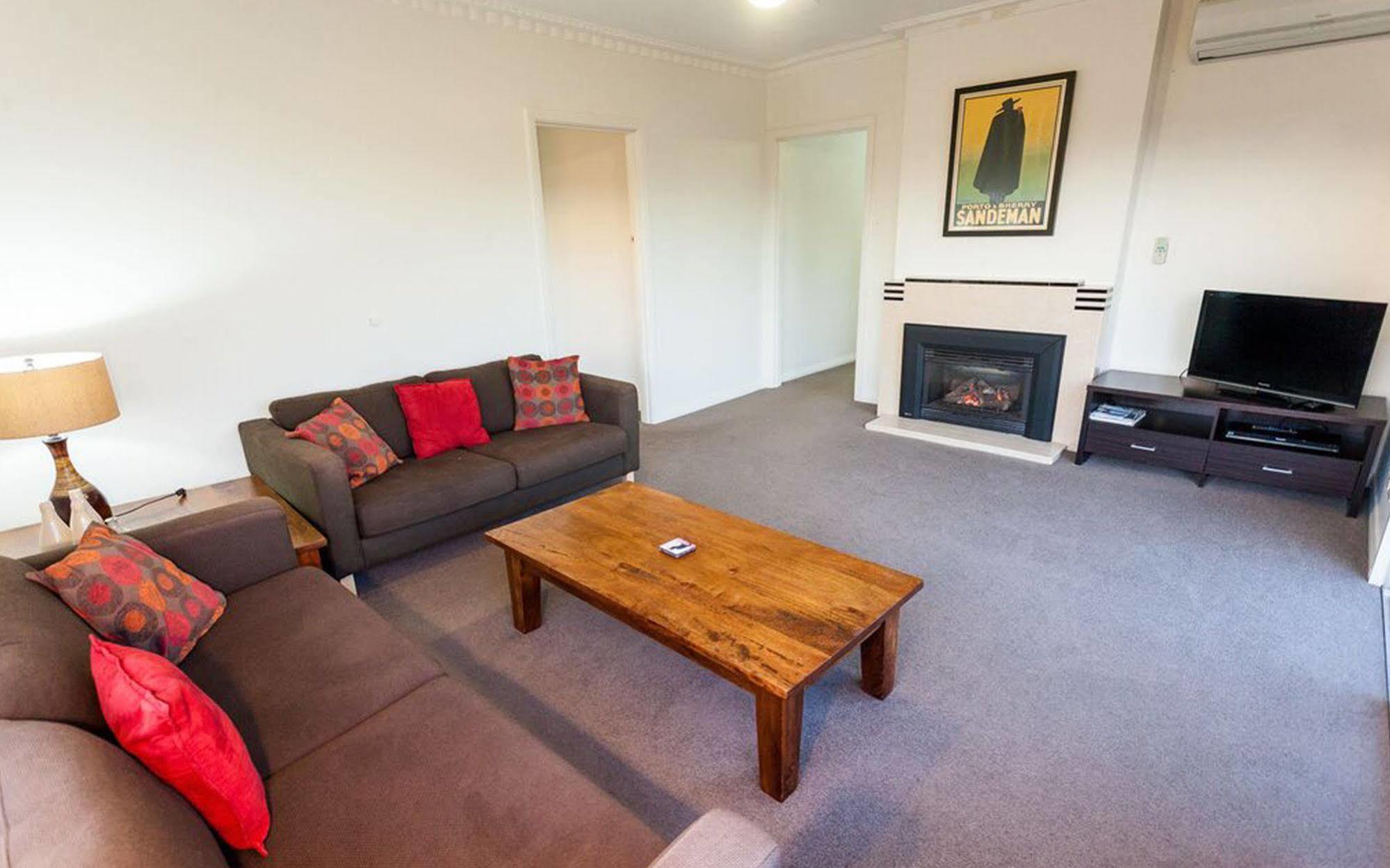 Point Lonsdale Holiday Apartments (Adults Only) 퀸스클리프 외부 사진