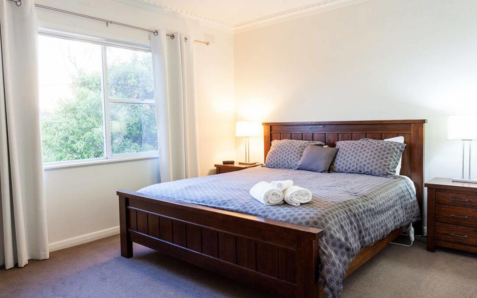 Point Lonsdale Holiday Apartments (Adults Only) 퀸스클리프 외부 사진