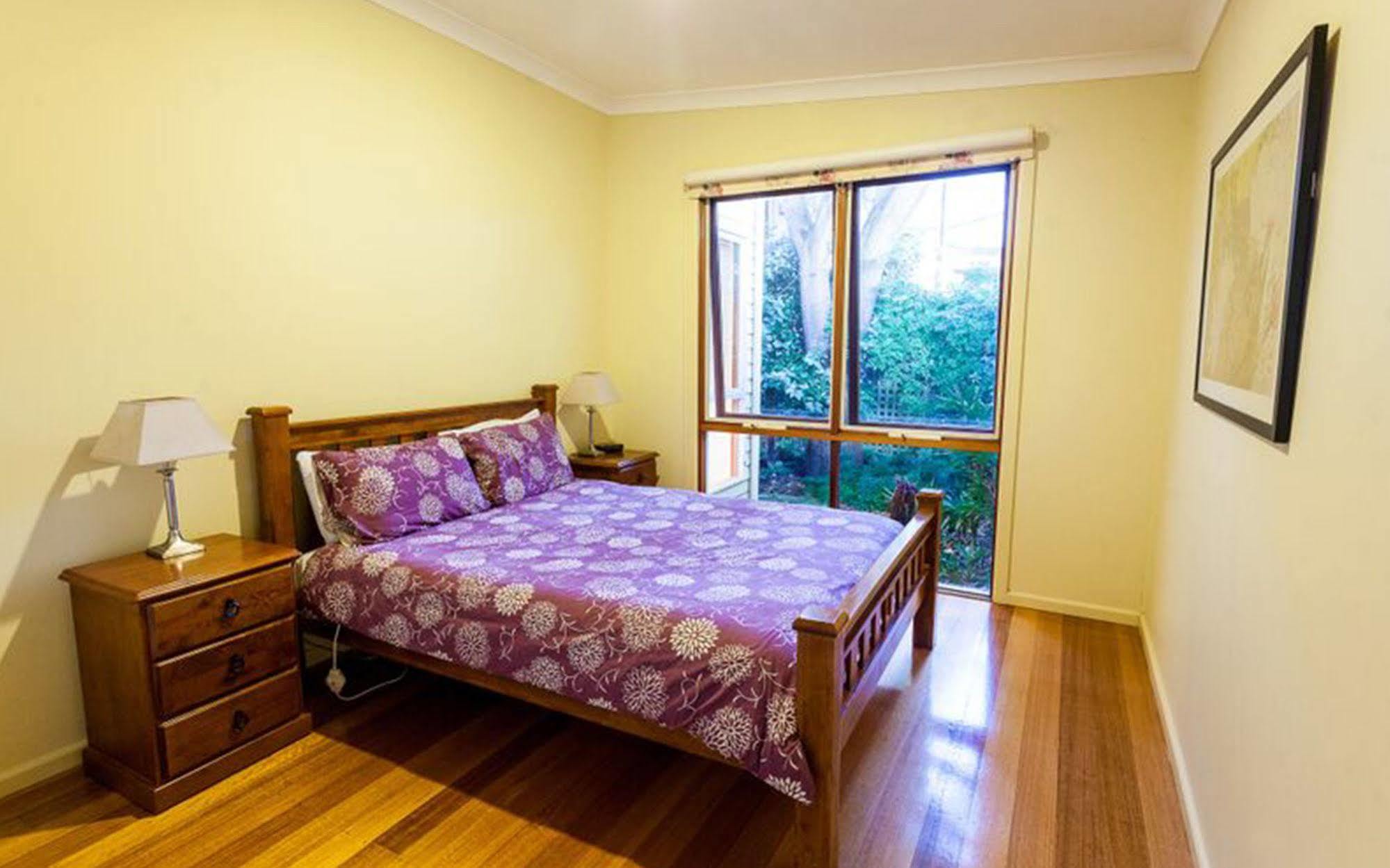 Point Lonsdale Holiday Apartments (Adults Only) 퀸스클리프 외부 사진