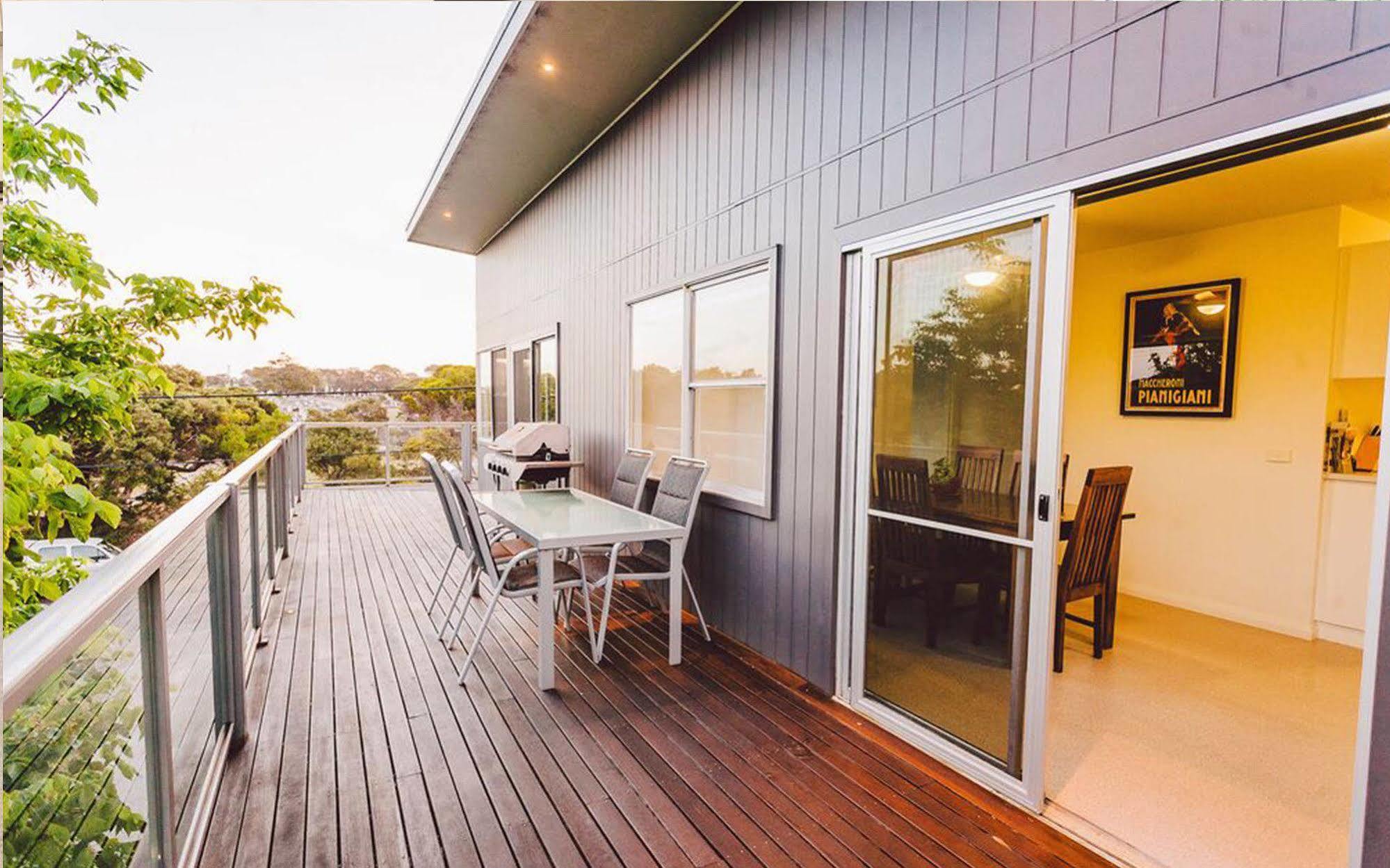 Point Lonsdale Holiday Apartments (Adults Only) 퀸스클리프 외부 사진